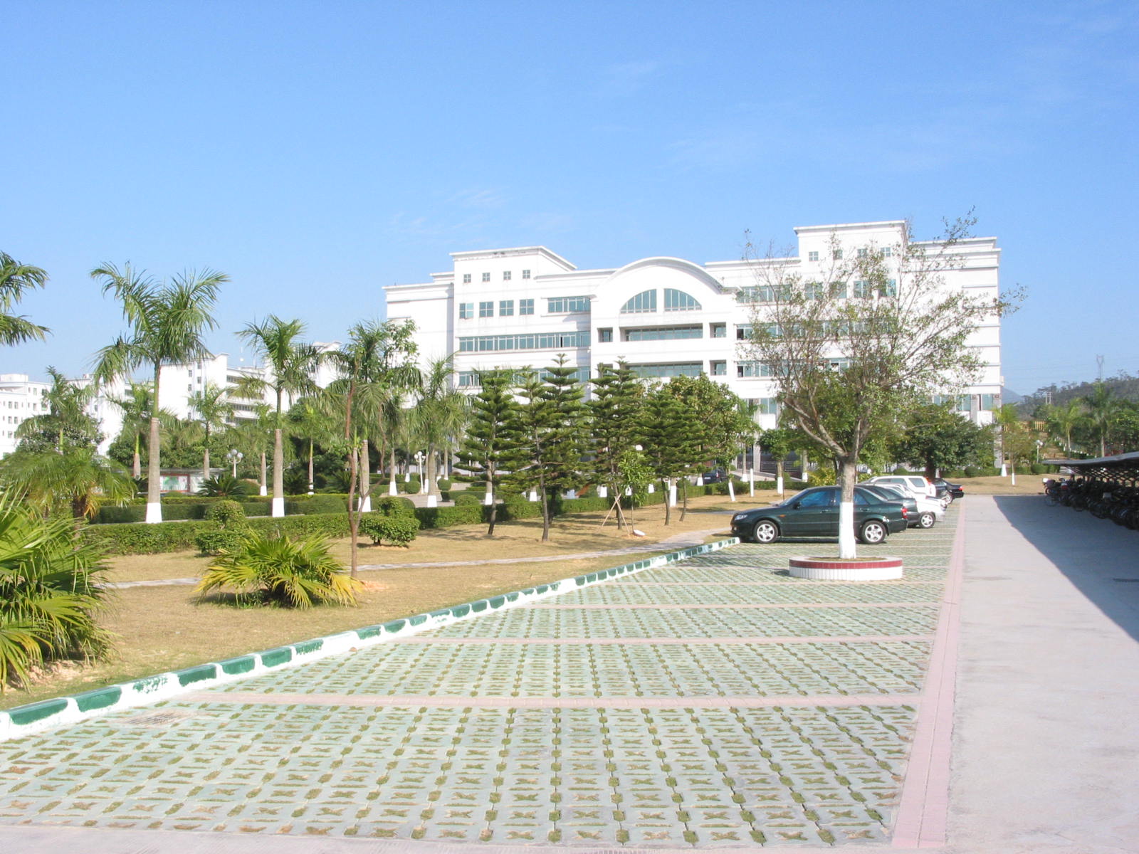 橫崗中學(xué)